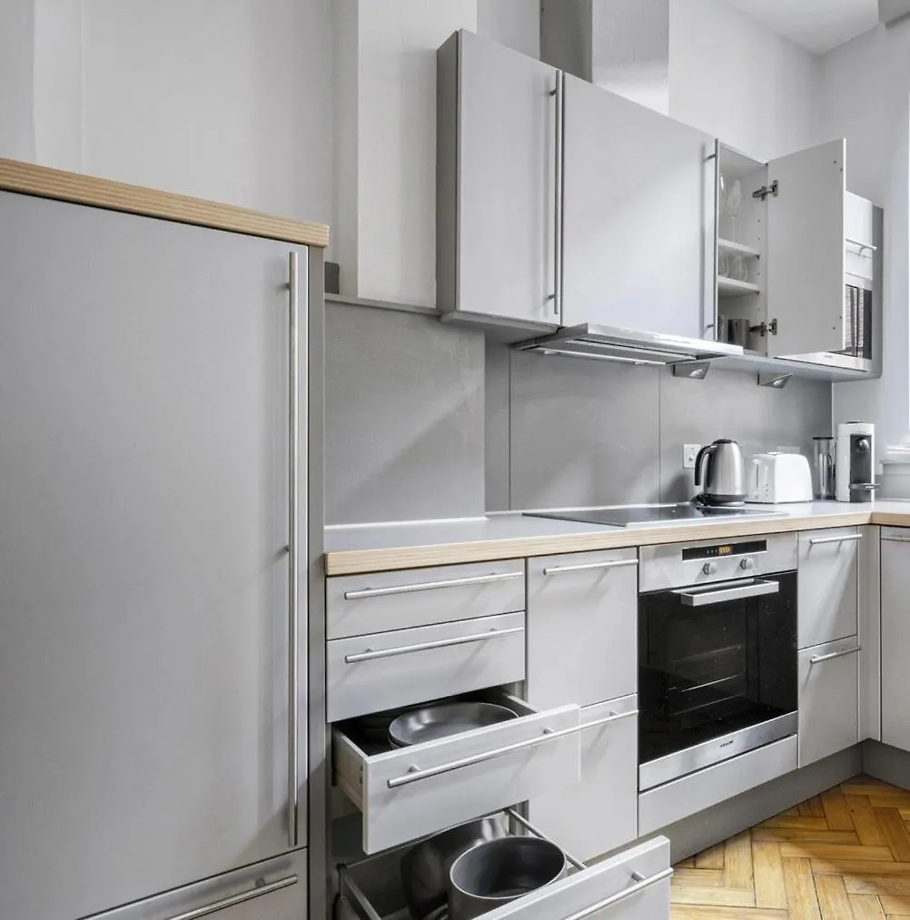 The London Gateway In Shoreditch Apartment